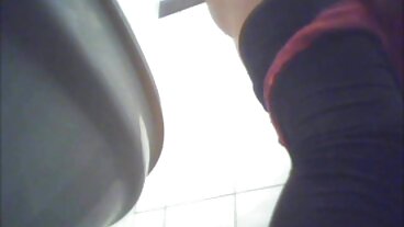 BLACKEDRAW Petite Blonde Coco kåta äldre kvinnor sprutar över hela Isiahs BBC