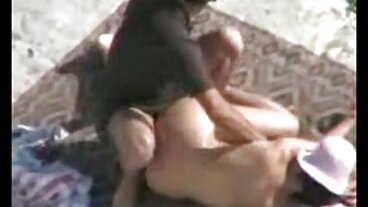 RealityKings: lesbiska äldre kvinnor Switching Subs på PorrHD