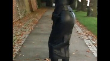 BangBros: äldre kvinnor med stora bröst Squirts på PorrHD med Naomi Foxxx