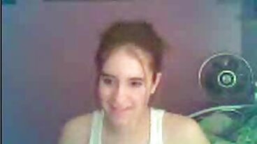 Aggressivt gör Virgin Stepson kåta mogna mål Blowjob från Ivy Lebelle