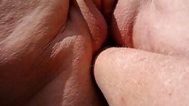 BangBros: Massage gjorde henne kåt på PorrHD sexiga gamla damer