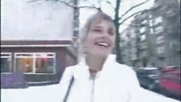 Den rykande heta bruden Sloan Harper blir skakig mogna äldre damer utanför