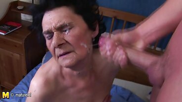 BRAZZERS: Kökssex med mogen dam Rachel Starr på PorrHD