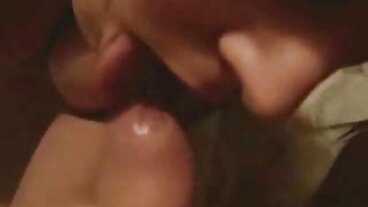 BRAZZERS Slutty Tiffany Squirts mogna äldre damer Gäster på Potluck Party