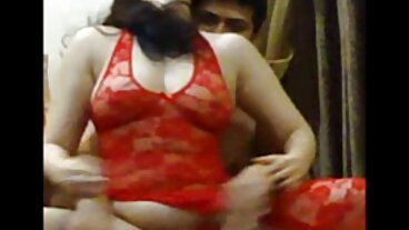 BangBros: Big Booty Blondie Fesser tar en offentlig pounding mulliga mogna damer på PorrHD